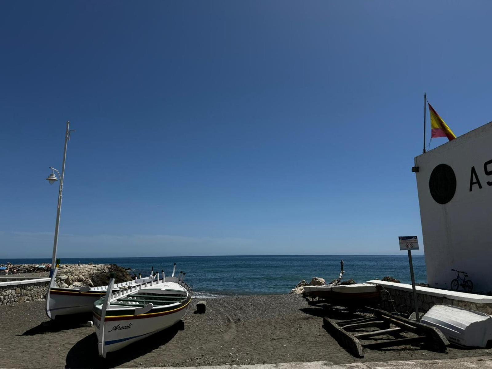 Apartamento En Pedregalejo Lägenhet Málaga Exteriör bild